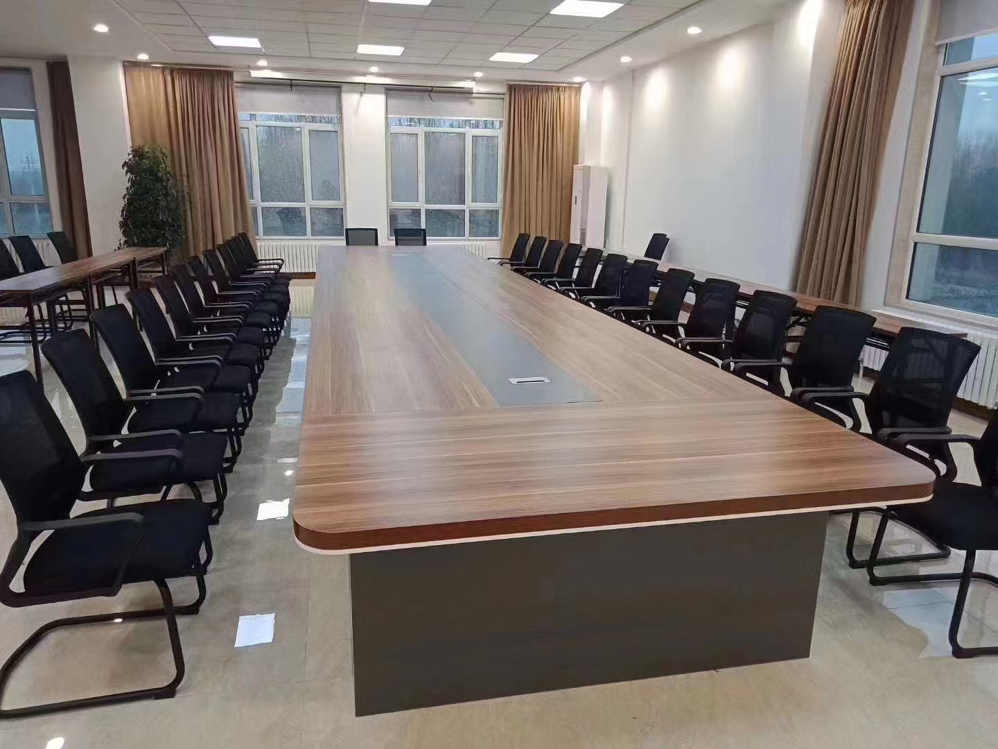 1748221827685714.jpg f8916d4eca74bafe932803cbe4d128b.jpg